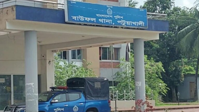 ফেসবুকে কুৎসিত মন্তব্য ছড়ানোর পর কিশোরীর আত্মহত্যা