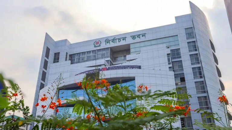 নৌকা প্রতীকে নিবন্ধন চেয়ে ইসিতে আবেদন