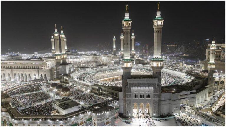  হজযাত্রা নিরাপদ করতে সরকার একটি মোবাইল অ্যাপ তৈরি করেছে