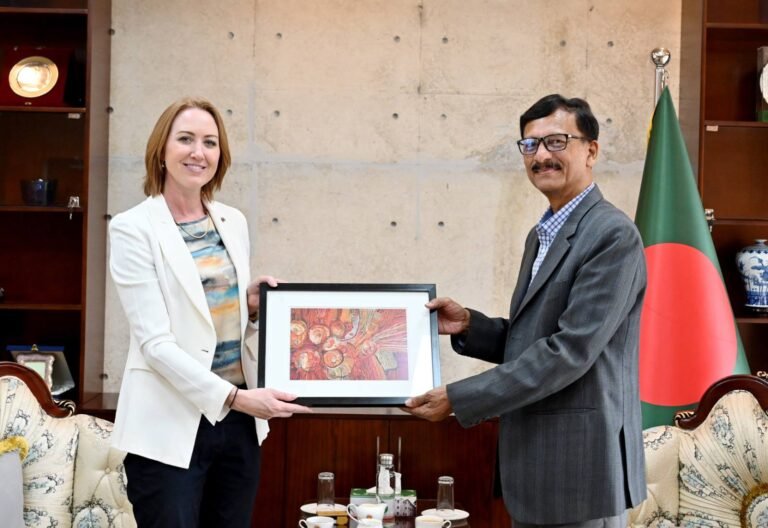 রোহিঙ্গা প্রত্যাবাসনে আন্তর্জাতিক সম্প্রদায়ের উদ্যোগ জরুরি: পররাষ্ট্র উপদেষ্টা