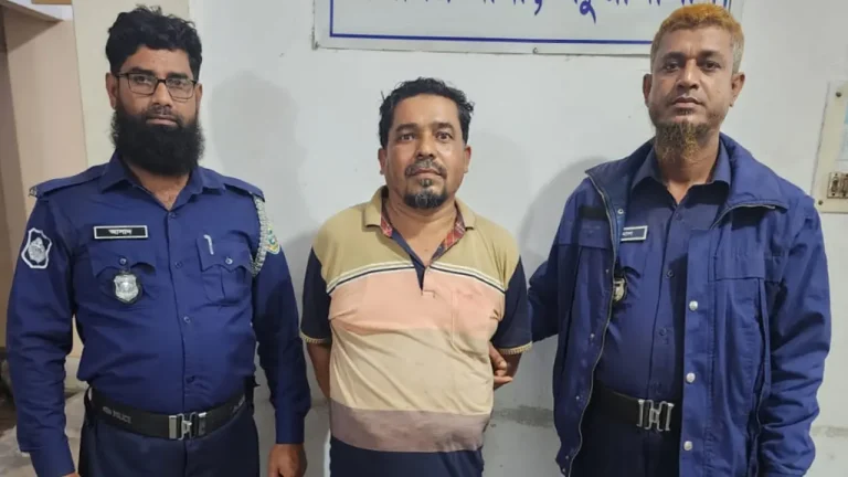 পটুয়াখালীতে চাঁদাবাজি মামলায় শ্রমিক লীগ নেতা গ্রেপ্তার