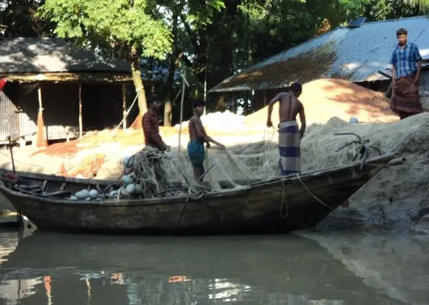 বাউফলে নিষেধাজ্ঞার এক সপ্তাহ পার, এখনো খাদ্য সহায়তা পায়নি জেলেরা