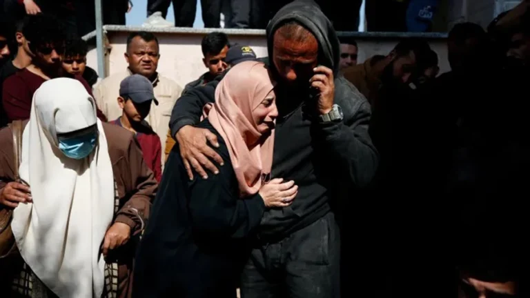 গাজার উত্তরে ইসরায়েলি হামলায় সাংবাদিকসহ ৯ ফিলিস্তিনি নিহত