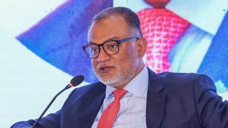 টিসিবির ট্রাক সেলে ৬৪ জেলায় পণ্য বিক্রি শুরু বুধবার