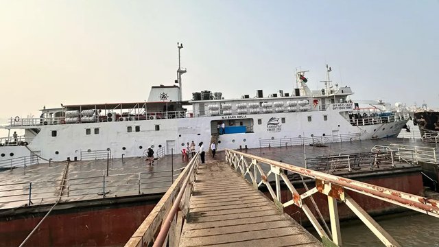ভোলা-চট্টগ্রাম রুটে কর্ণফুলী ক্রুজলাইনের নতুন যাত্রীবাহী লঞ্চ সার্ভিস শুরু