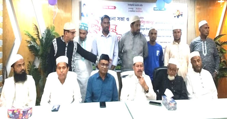 আওয়ামী লীগ গণতন্ত্রকে হত্যা করেছে: বিএনপি চেয়ারপার্সনের উপদেষ্টা সরোয়ার