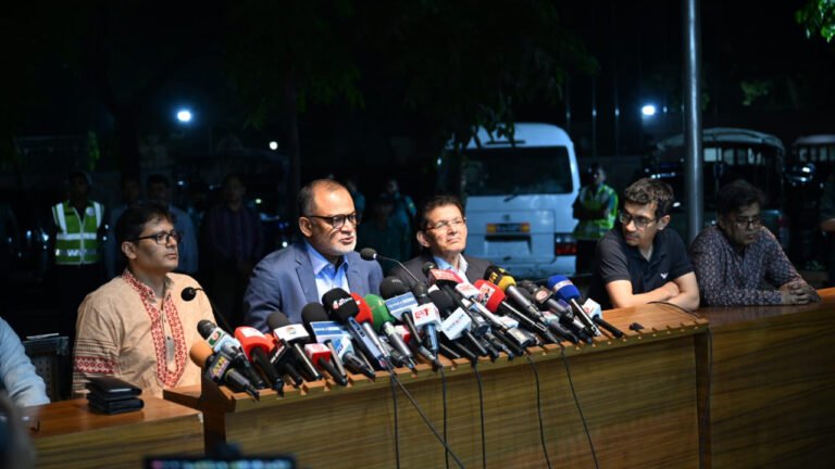 বাংলাদেশের বাণিজ্য ঘাটতি কমানোর জন্য আমদানি বৃদ্ধি বিবেচনা করছে সরকার