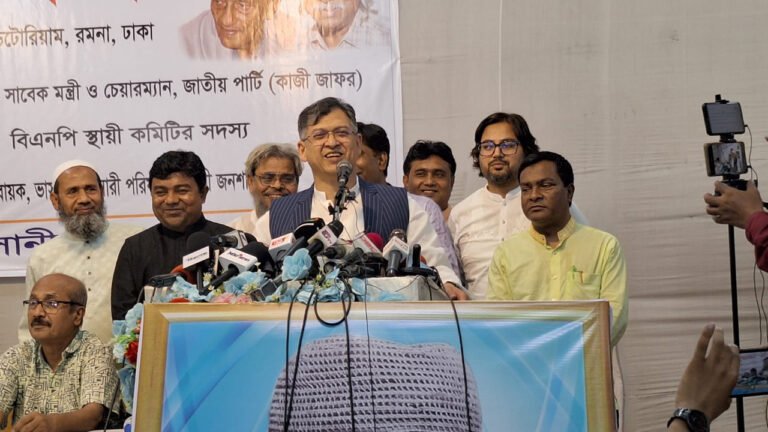 নির্বাচিত সরকারের বিকল্প আপনারা হতে পারেন না : সালাহ উদ্দিন