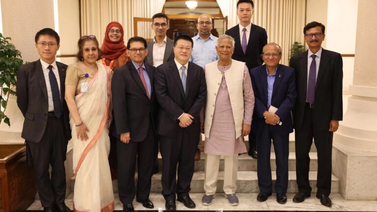 চীনা প্রেসিডেন্টকে আম পাঠাতে চান অধ্যাপক ইউনূস
