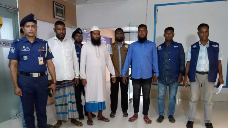 ভোলায় ছাত্রদল নেতা হত্যা মামলার ৩ আসামি গ্রেফতার