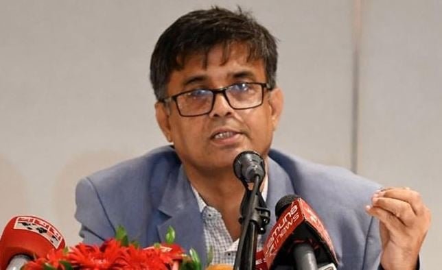 যুক্তরাষ্ট্রের শুল্ক আরোপ: ৪৮ ঘণ্টার মধ্যে দুটি চিঠি দেবে বাংলাদেশ সরকার