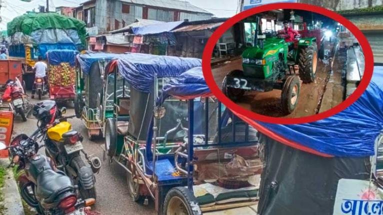 কলাপাড়া পৌরশহরে যানবাহনের জটলা, চরম ভোগান্তিতে জনজীবন