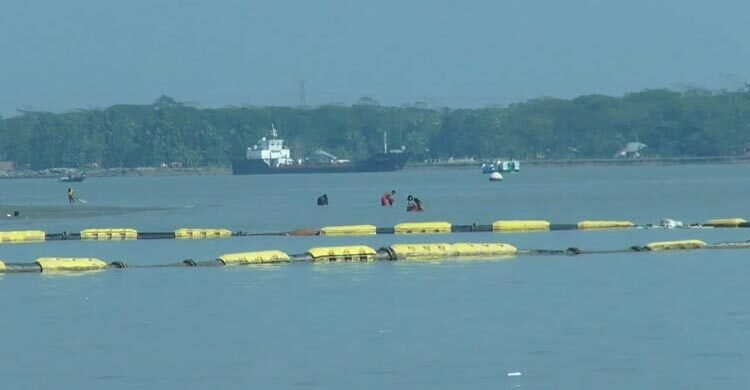 লোকদেখানো ড্রেজিংয়ে দক্ষিণের নৌপথ বন্ধের মুখে