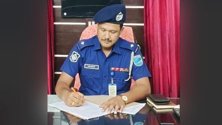 ‘জিলাপি’ খেতে চাওয়ায়  ওসি প্রত্যাহার 