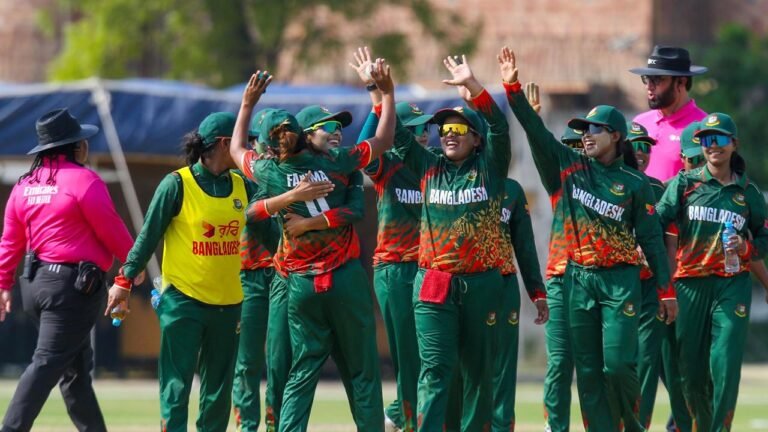 জিম্বাবুয়ের বিপক্ষে ব্যাটিংয়ে বাংলাদেশ