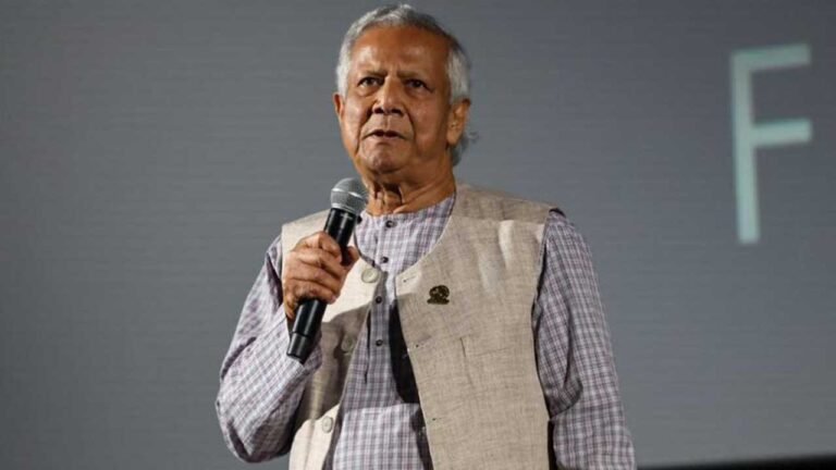 আলোচনার মাধ্যমে শুল্ক ইস্যুর ইতিবাচক সমাধান হবে : প্রধান উপদেষ্টা