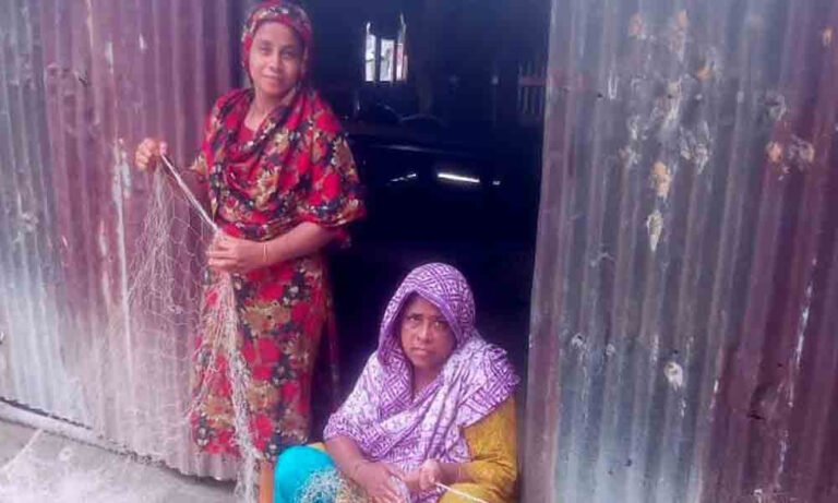 ভোলায় ঘূর্ণিঝড় আতঙ্ক, আশ্রয়হীন চরবাসীর রাত কাটে দুশ্চিন্তায়