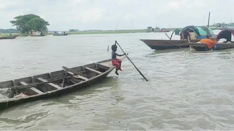 দক্ষিণাঞ্চলের নদ-নদীর পানি বিপৎসীমার ওপরে
