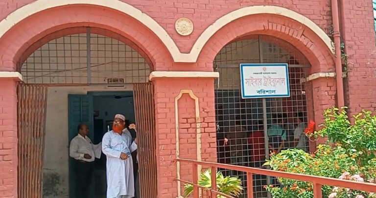 বীর মুক্তিযোদ্ধাকে নিয়ে কটুক্তি, সাইবার ট্রাইব্যুনালে মামলা