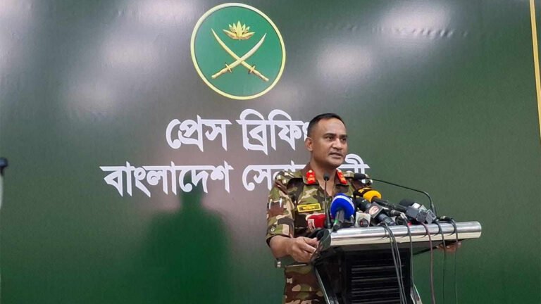 “দেশের নিরাপত্তায় আপস নয়: করিডর ইস্যুতে স্পষ্ট বার্তা সেনাবাহিনীর”