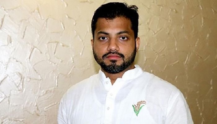 “উপদেষ্টাদের রাজনৈতিক সংশ্লিষ্টতা তুলে ধরে পদত্যাগের আহ্বান ইশরাকের”