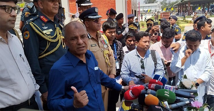 সীমান্তে পুশইন বেড়েছে, তবে নিরাপত্তায় ঘাটতি নেই: স্বরাষ্ট্র উপদেষ্টা