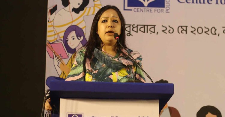 “বিদেশে চিকিৎসা নয়, জনপ্রতিনিধিদের দেশের হাসপাতালেই চিকিৎসা নিতে হবে: রুমিন ফারহানা”