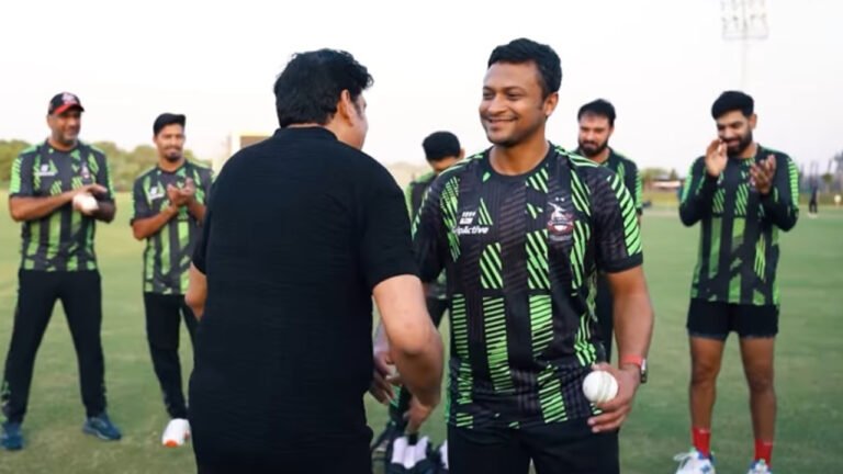 সাকিবকে পেয়ে উচ্ছ্বসিত লাহোর, বললেন ‘বাংলাদেশি ভাই ও সেরা অলরাউন্ডার’