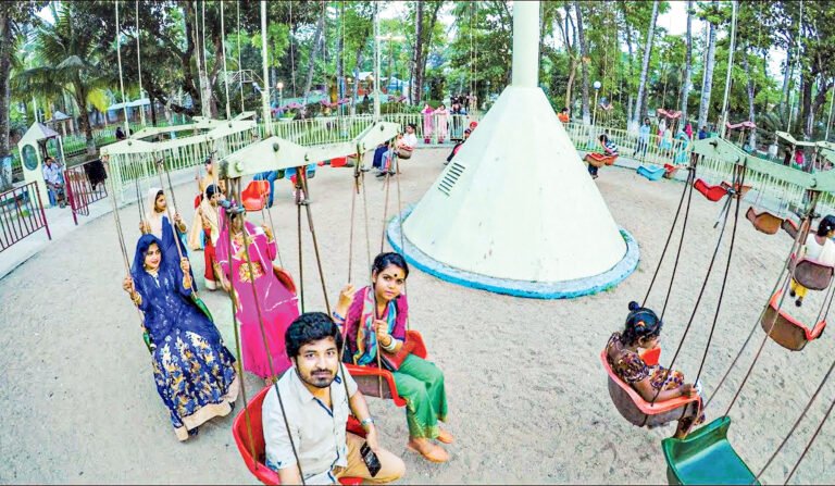 বরিশালের প্ল্যানেট ওয়ার্ল্ড: ফি বাড়লেও বাড়েনি সুবিধা