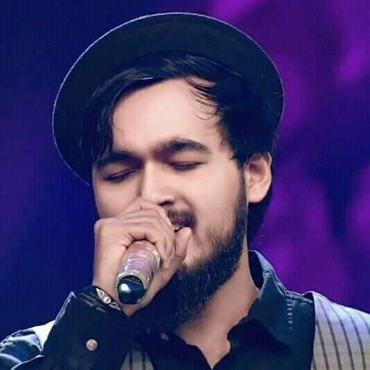 কারাগারে ঈদে বন্দিদের গান শোনালেন গায়ক নোবেল