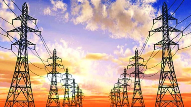 নেপাল থেকে বিদ্যুৎ আমদানি শুরু করলো বাংলাদেশ