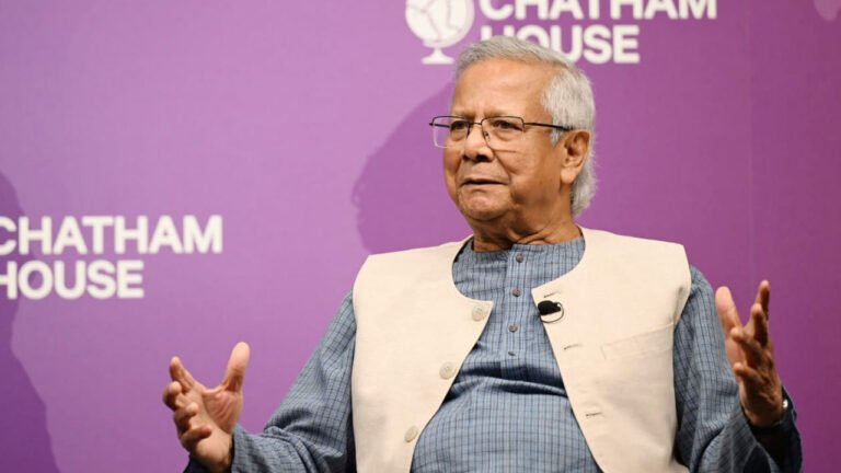 আওয়ামী লীগকে রাজনৈতিক দল বলা যায় কি না: ড. ইউনূসের প্রশ্ন