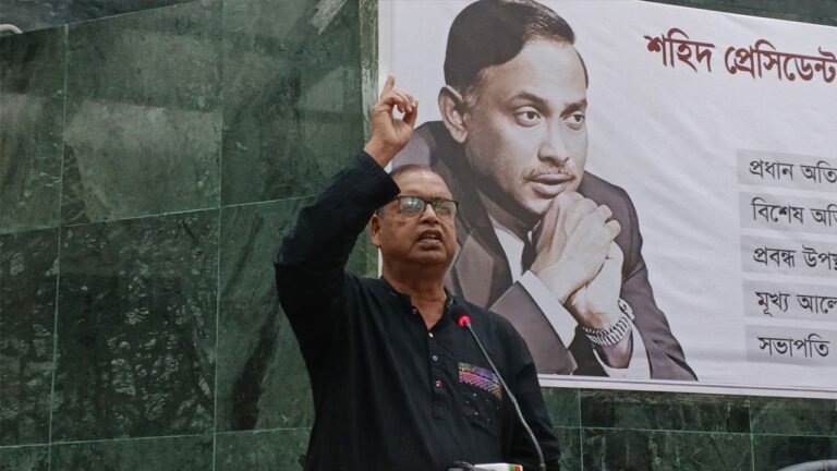 তারেক রহমান মানুষের স্বপ্নপূরণের আশা হিসেবে আবির্ভূত হয়েছেন: শামসুজ্জামান দুদু