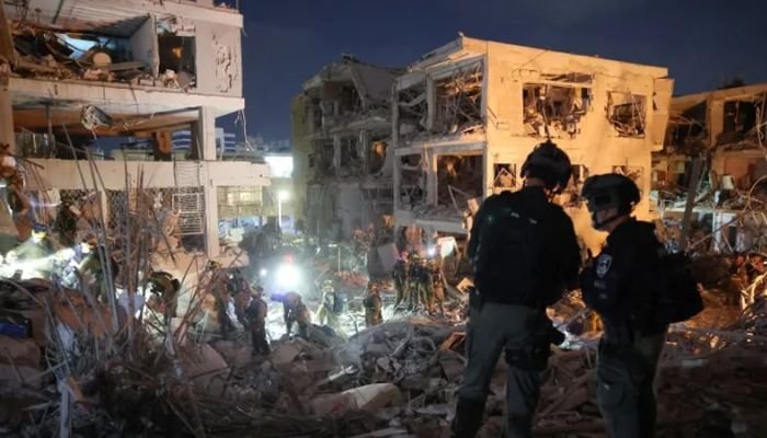 ইরানে ইসরায়েলের হামলা: ৪০৬ নিহতের তথ্য দিল মানবাধিকার সংস্থা