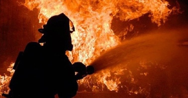 পুরানা পল্টনে বহুতল ভবনে অগ্নিকাণ্ড, ১৭ মিনিটে নিয়ন্ত্রণে