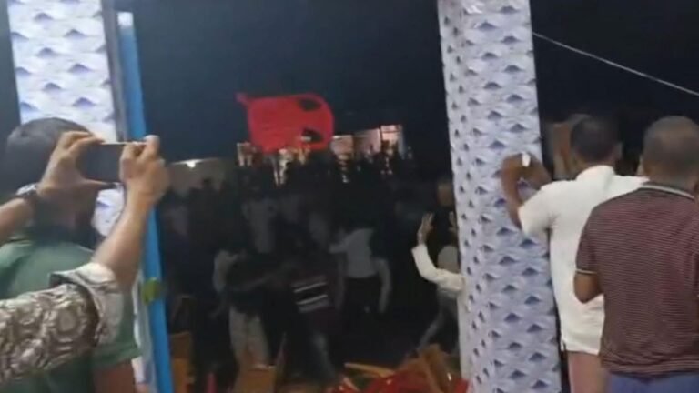গলাচিপায় নূরকে অবরুদ্ধকে কেন্দ্র করে উত্তেজনা, ১৪৪ ধারা জারি