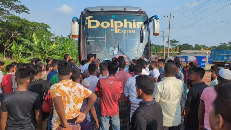 পটুয়াখালীতে বিয়ে বাড়ি থেকে ফেরার পথে বাসচাপায় বৃদ্ধ নিহত