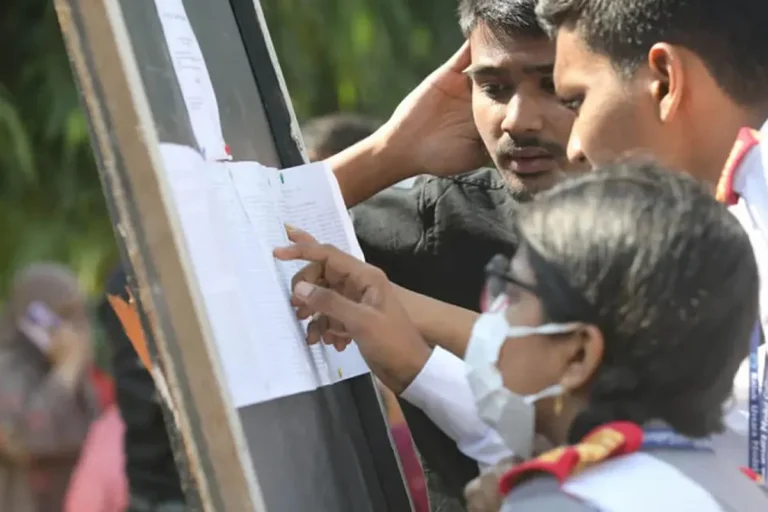 এসএসসি ফল: পাসের হারে শীর্ষে রাজশাহী, সবচেয়ে কম বরিশাল