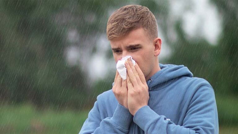 বর্ষায় নাক বন্ধ ও শ্বাসকষ্ট? ঘরে বসেই মুক্তির ৫ কার্যকর উপায়