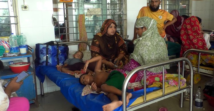 ভোলায় নিউমোনিয়ার হানা, শিশু ওয়ার্ডে তীব্র সংকট