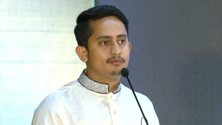 জাতীয় প্রতীকের অংশ শাপলা, প্রতীক হতে আইনগত বাধা নেই: এনসিপি নেতা