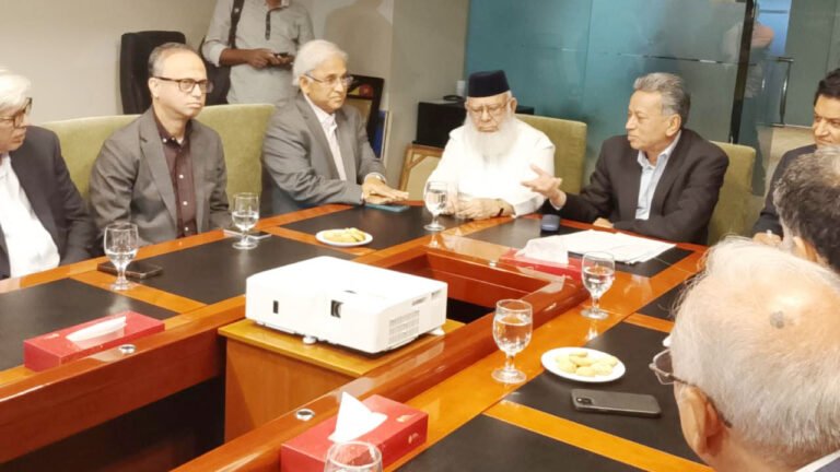 “যুক্তরাষ্ট্রের ট্যারিফ ইস্যুতে জরুরি আলোচনার পরামর্শ বিএনপি নেতার”