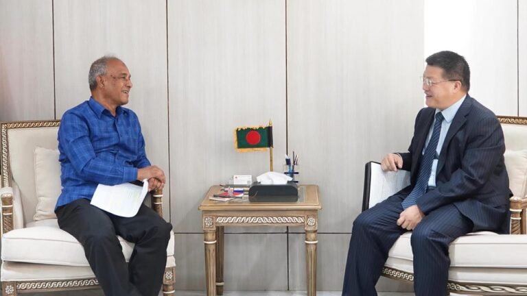 বাংলাদেশকে ড্রোন প্রযুক্তি দিতে আগ্রহী চীন: কৃষিতে যৌথ সহযোগিতার প্রস্তাব