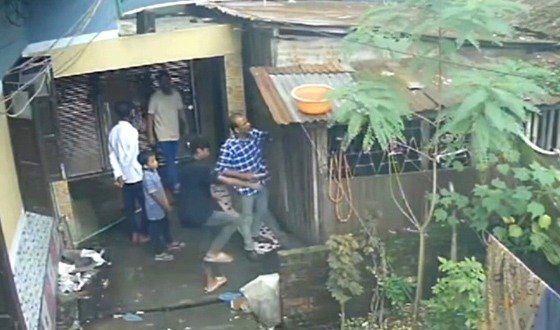 আইনজীবীর বাড়ি দখলের অভিযোগ ছাত্রদল নেতার বিরুদ্ধে