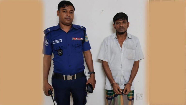 বাউফলে ইয়াবাসহ ইউপি সদস্য গ্রেপ্তার