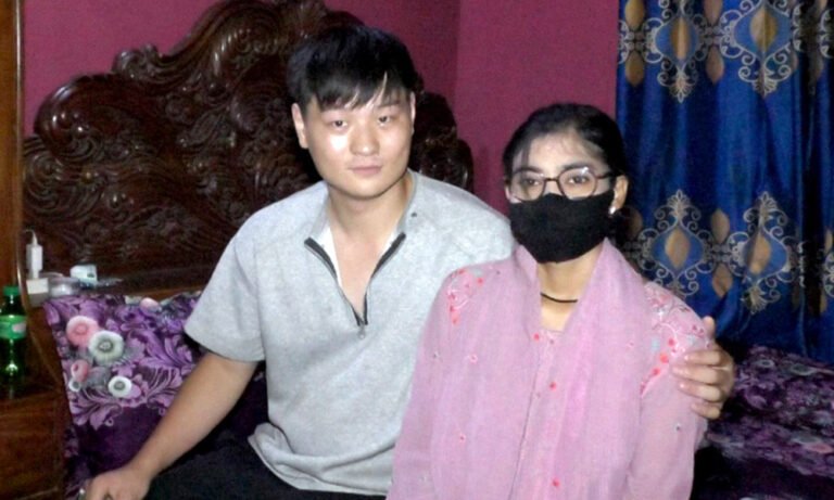 ধর্ম পরিবর্তন করে বৃষ্টিকে বিয়ে করলেন শি জিং