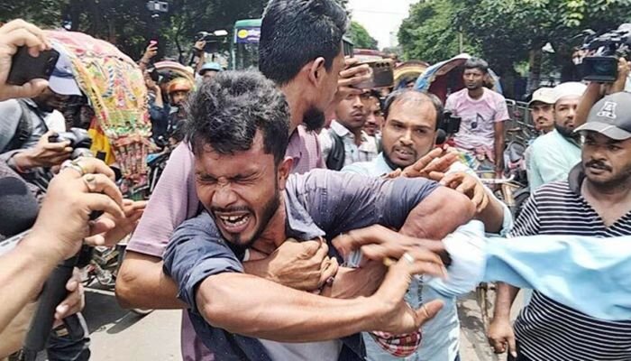 ধানমন্ডি থেকে রিকশাচালক গ্রেপ্তারের ব্যাখ্যা তলব