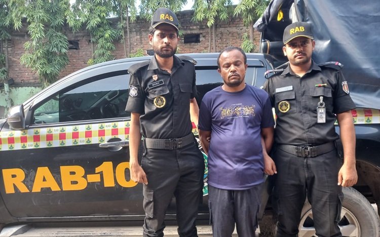 বরিশালে স্বেচ্ছাসেবক দলকর্মী হত্যা মামলার প্রধান আসামি গ্রেপ্তার