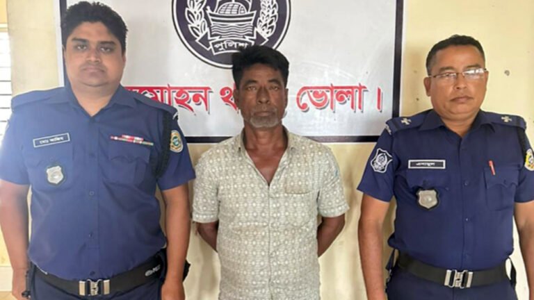 ভোলায় অনুপ্রবেশের দায়ে ভারতীয় নাগরিক আটক