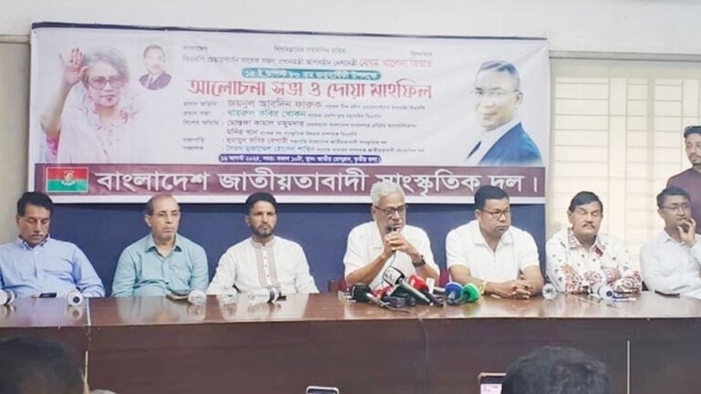 “স্বাধীনতাবিরোধীদের সঙ্গে আঁতাত করছেন শেখ হাসিনা” — জয়নুল আবদিন ফারুক